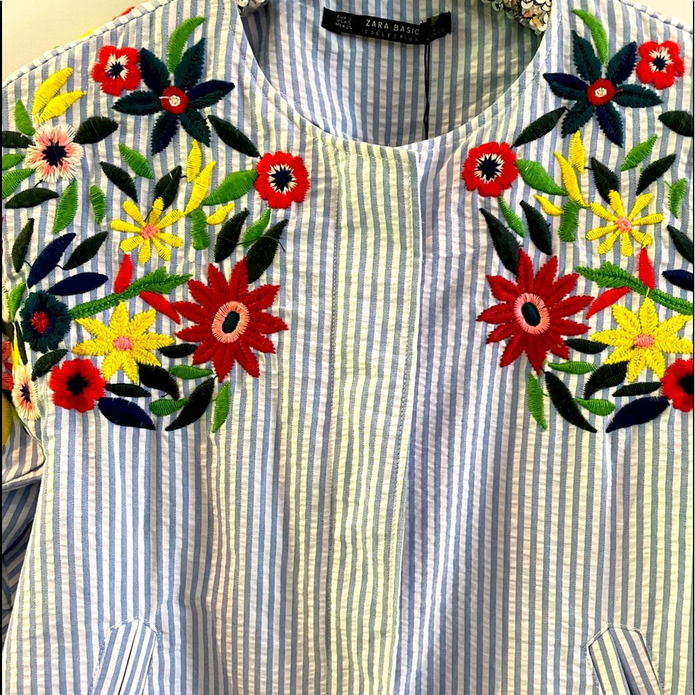 Zara basic pinstripe bell sleeve light jacket